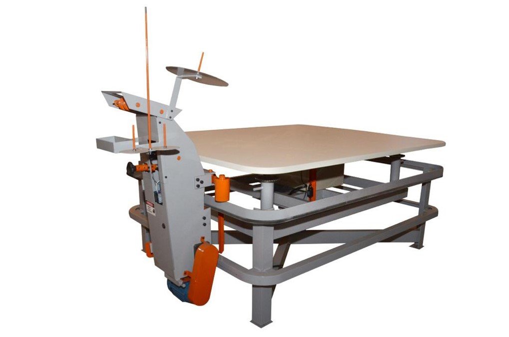 90AD1036DEE84273B5C3E7A399A30B9E